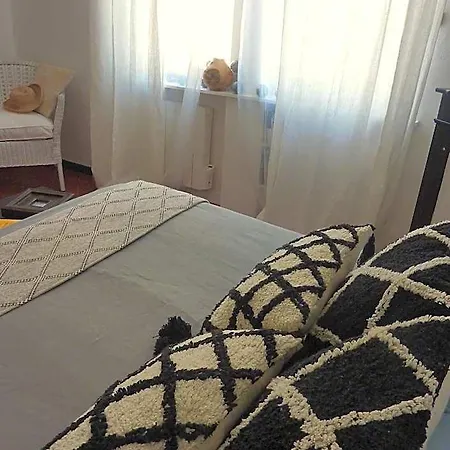 La Maison Narbonnaise Bed & Breakfast 3*