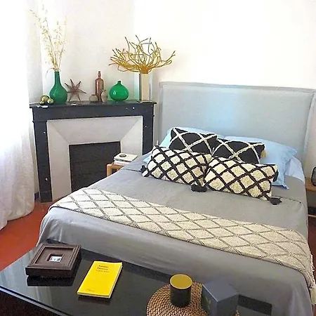 La Maison Narbonnaise Bed & Breakfast 3*